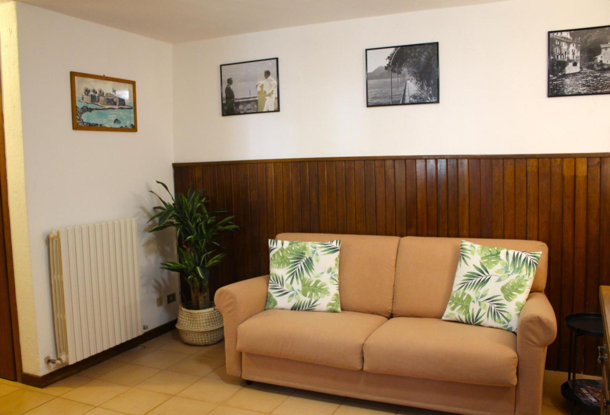 Riva Bianca Castle Holiday Home Lierna Dış mekan fotoğraf